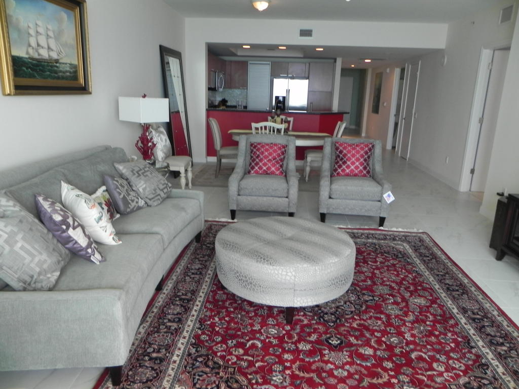 2650 Lake Shore Drive, Riviera Beach, FL 33404