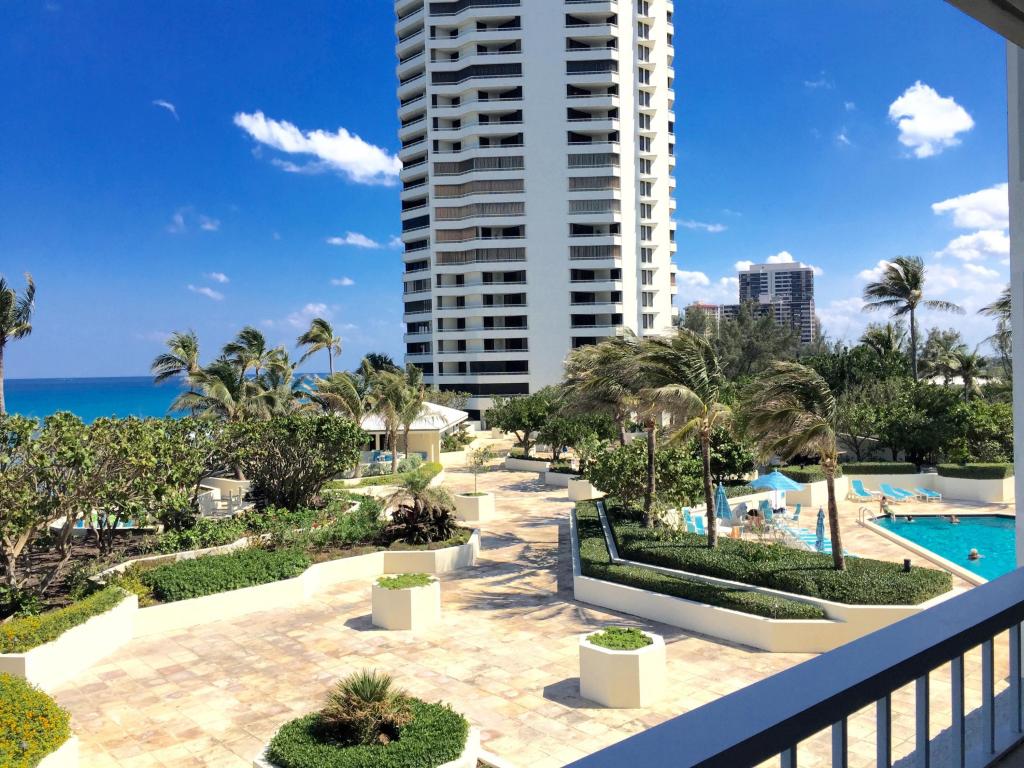 5080 N Ocean Drive, Singer Island, FL 33404