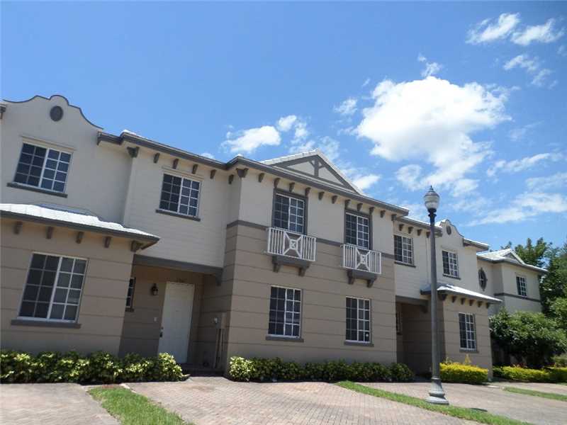 2021Nassau Dr, Riviera Beach, FL 33404