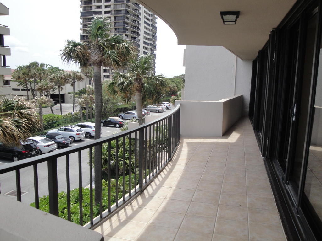 4200 N Ocean Drive, Riviera Beach, FL 33404