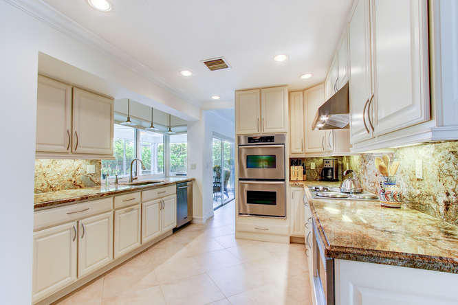 1180 Dolphin Road, Singer Island, FL 33404