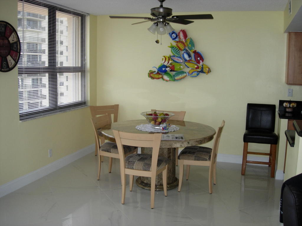 Singer Island, FL 33404