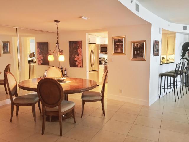 3000 N Ocean Drive Unit 31-E, Singer Island, FL 33404