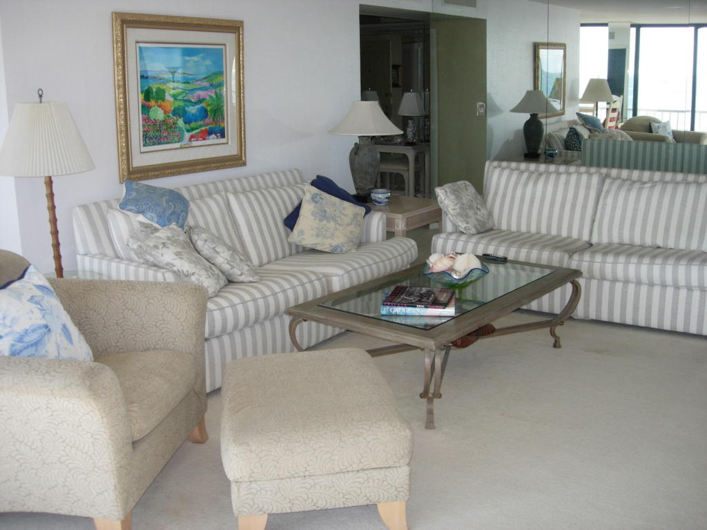 5550 N Ocean Drive, Singer Island, FL 33404