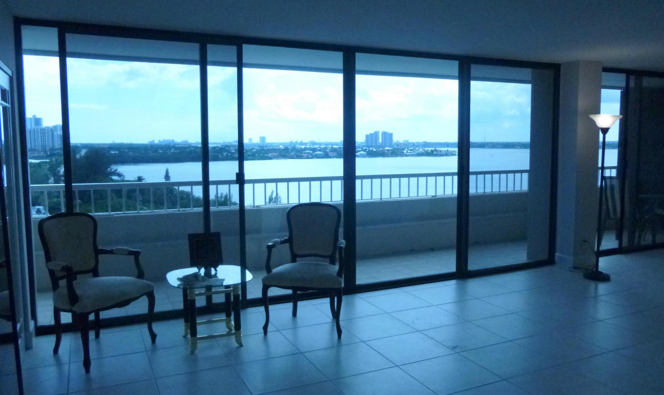 5280 N Ocean Drive, Singer Island, FL 33404