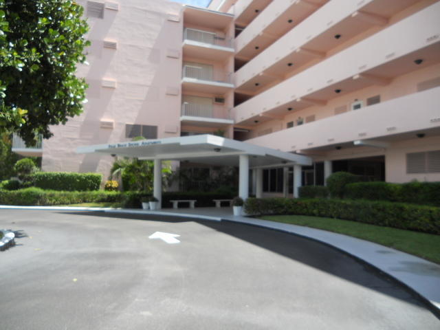 33 S Ocean Avenue, Palm Beach Shores, FL 33404