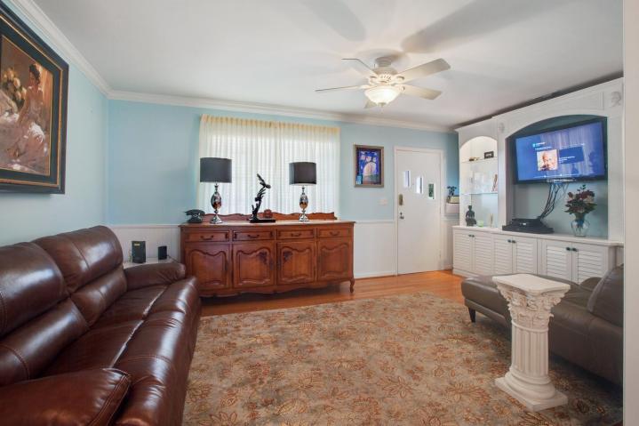 346 Churchill Road, West Palm Beach, FL 33405