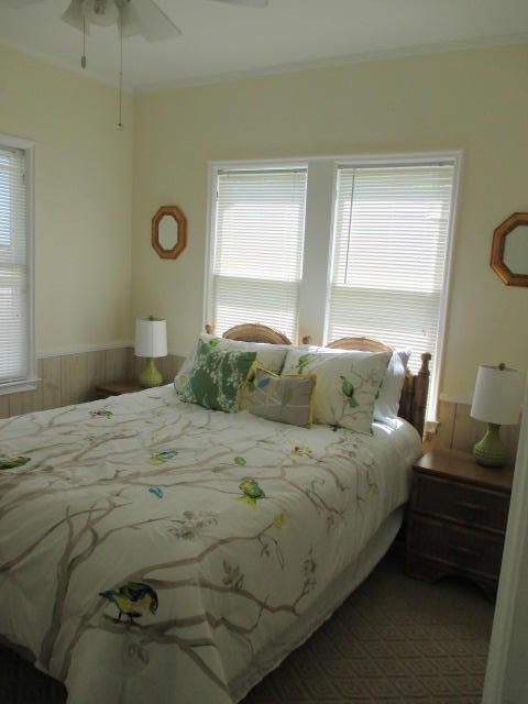 835 Selkirk Street, West Palm Beach, FL 33405
