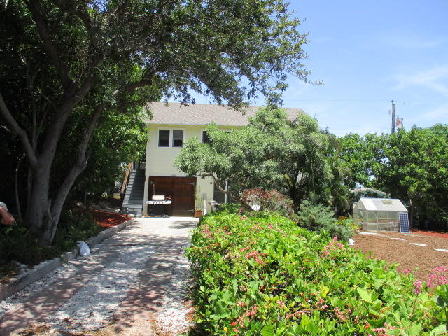835 Selkirk Street, West Palm Beach, FL 33405