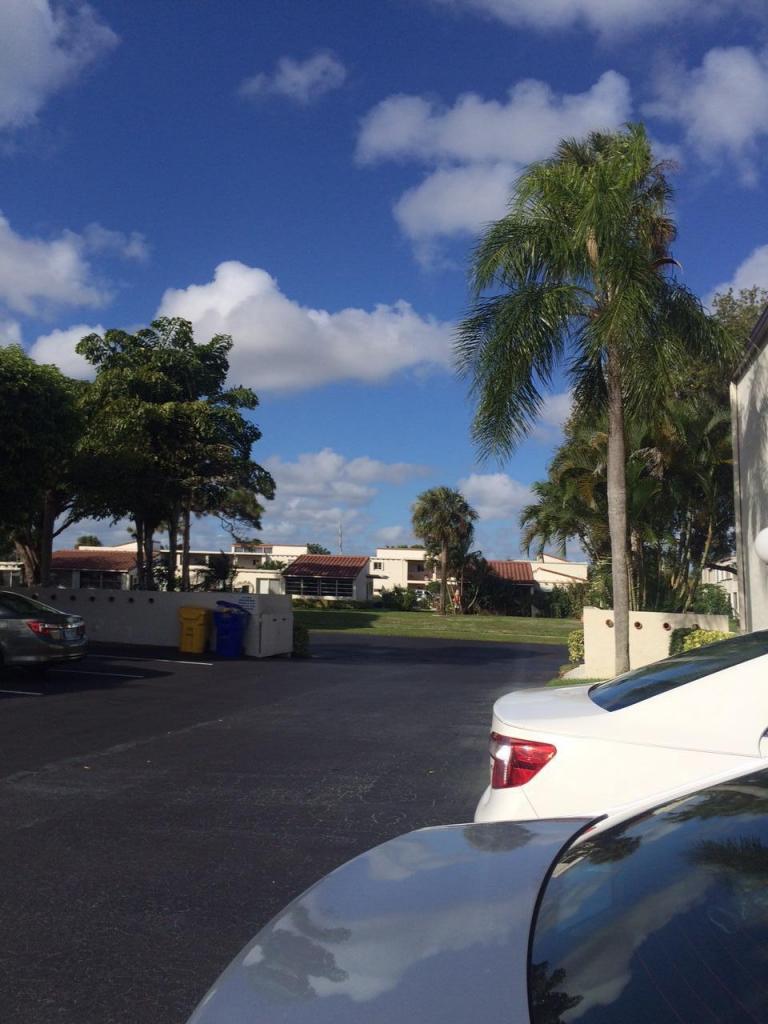 2580 Boundbrook Boulevard 201, West Palm Beach, FL 33406
