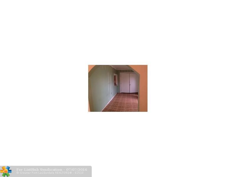 4470 Country Grove Blvd 4470, West Palm Beach, FL 33406