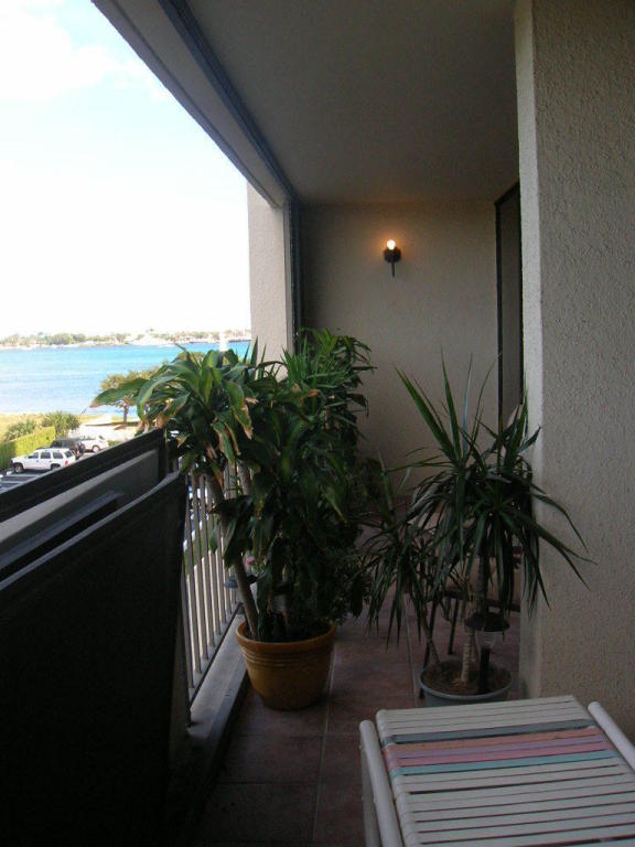 5600 N Flagler Drive, West Palm Beach, FL 33407
