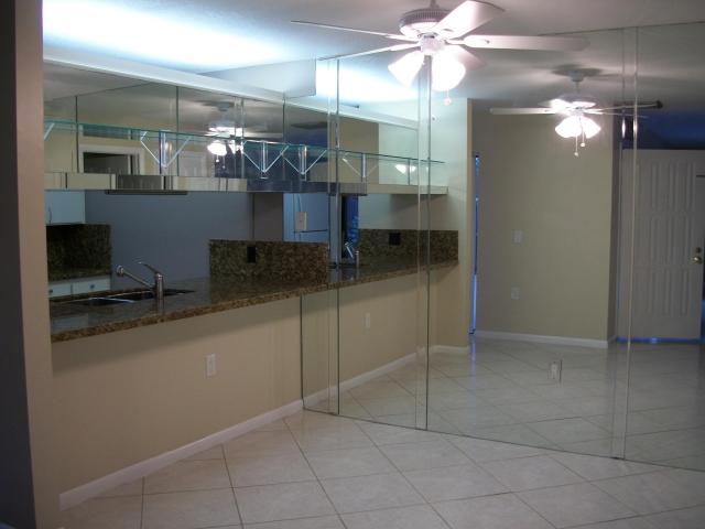235 Charter Way, West Palm Beach, FL 33407