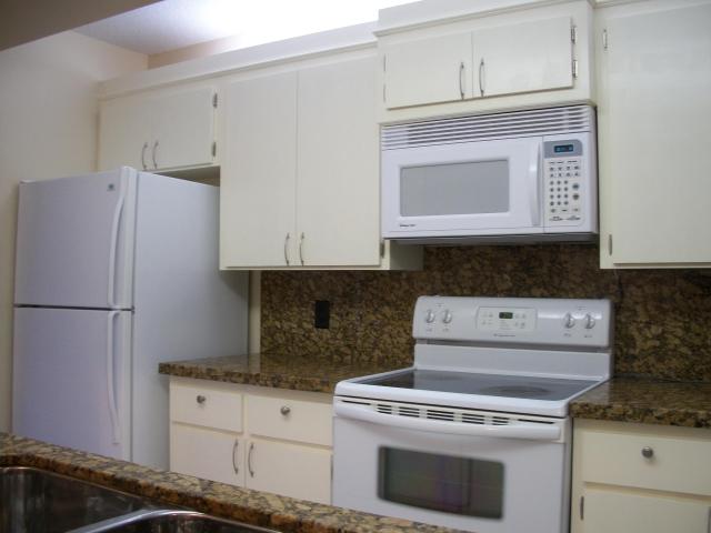 235 Charter Way, West Palm Beach, FL 33407
