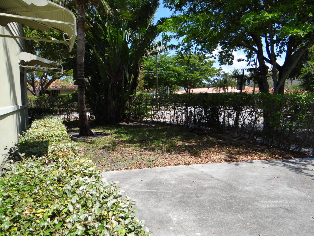 3201 Poinsettia Avenue, West Palm Beach, FL 33407