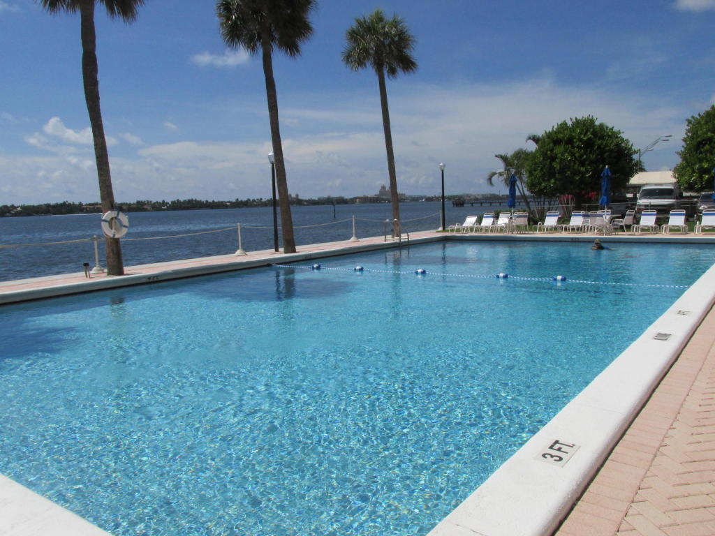 2600 N Flagler Drive, West Palm Beach, FL 33407
