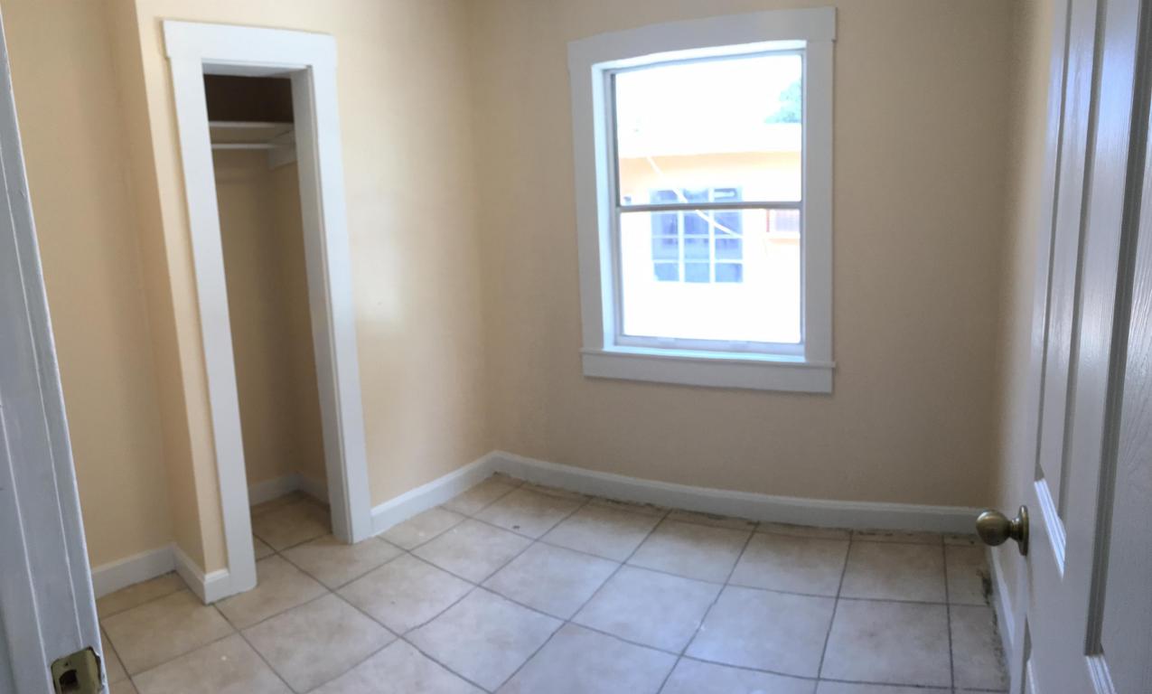 525 44th Street, West Palm Beach, FL 33407