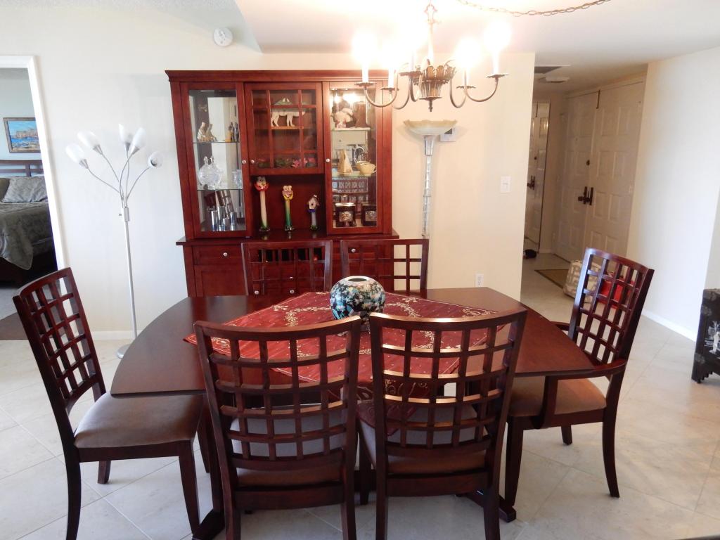 5200 N Flagler Drive, West Palm Beach, FL 33407