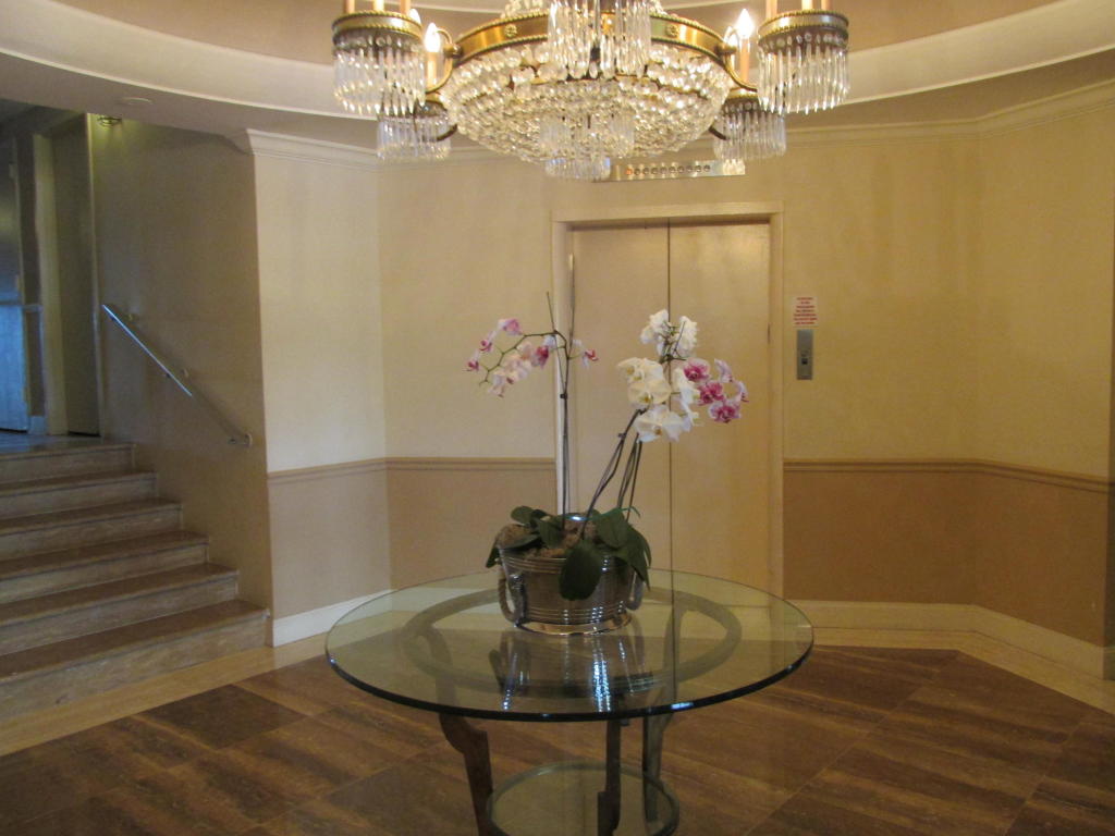 2600 N Flagler Drive, West Palm Beach, FL 33407