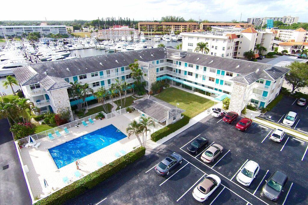 37 Yacht Club Drive, North Palm Beach, FL 33408