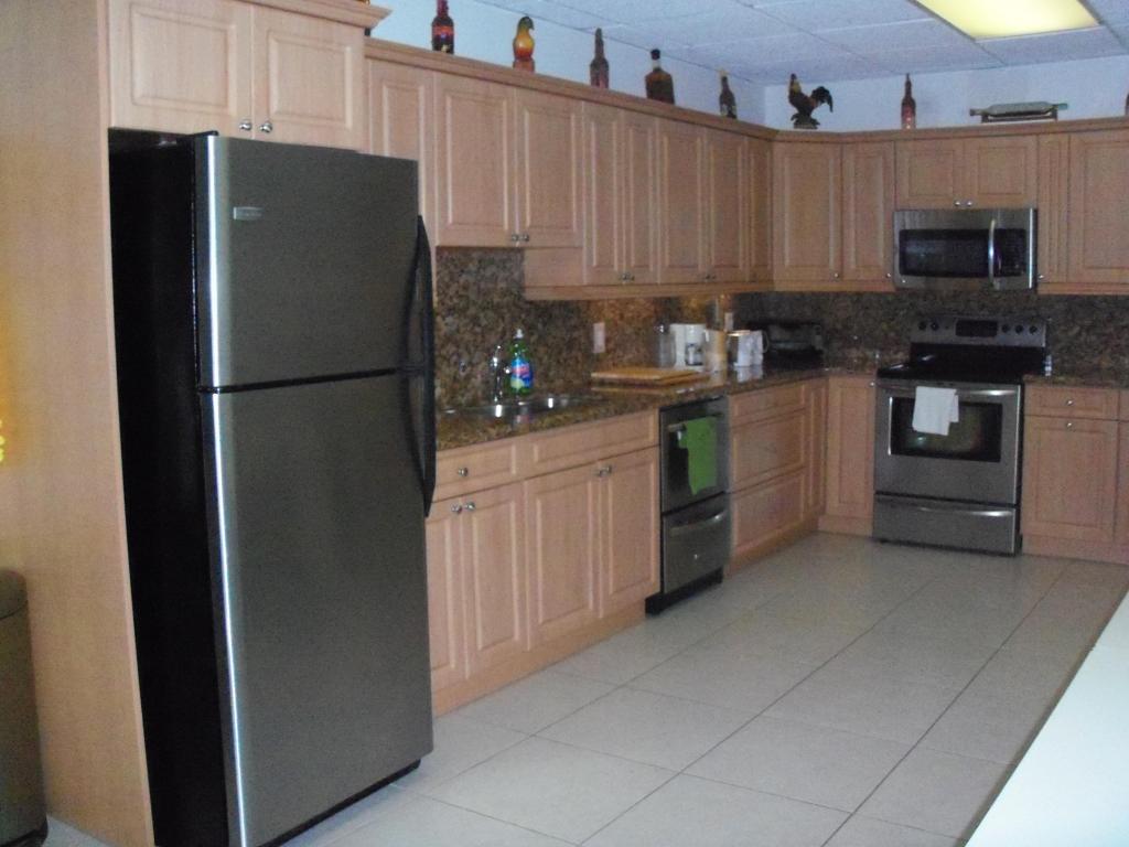 North Palm Beach, FL 33408