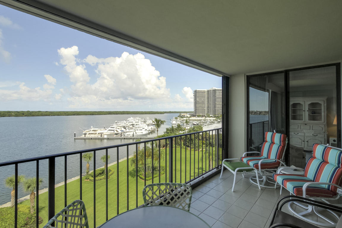 124 Lakeshore Drive, North Palm Beach, FL 33408