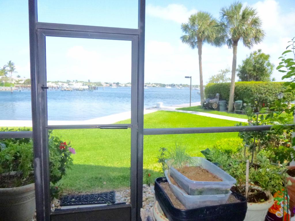 11390 Twelve Oaks Way, North Palm Beach, FL 33408