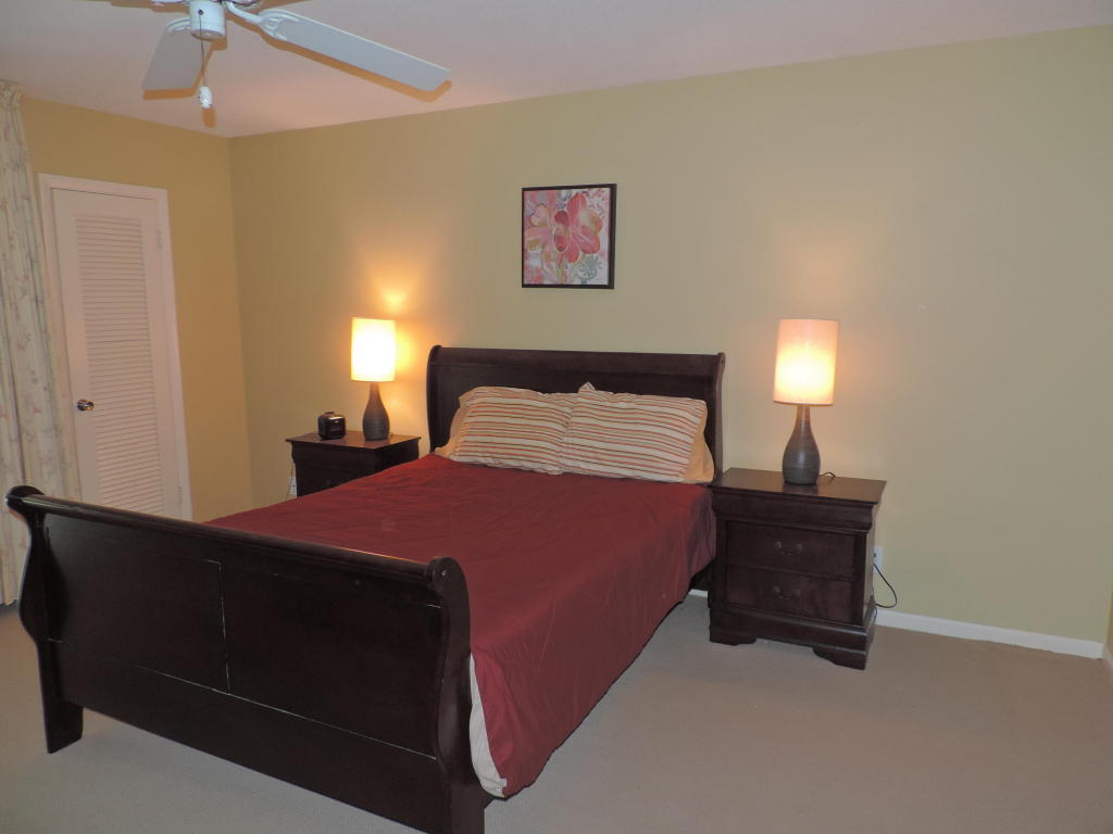 20 Celestial Way, Juno Beach, FL 33408