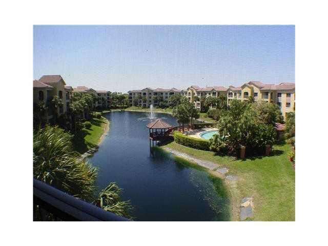 600 Uno Lago Drive, Juno Beach, FL 33408