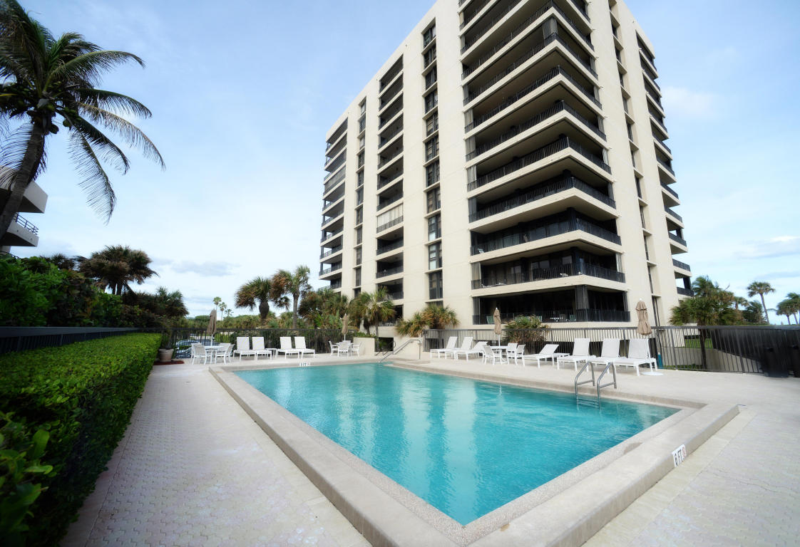 450 Ocean Drive, Juno Beach, FL 33408