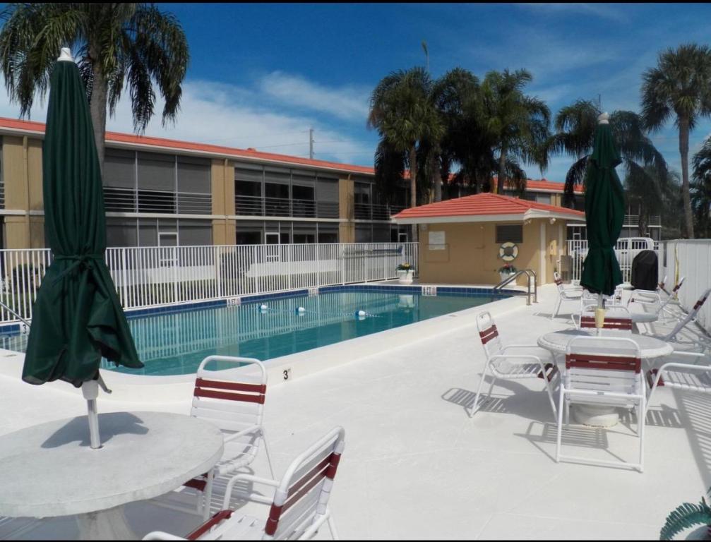 419 Us Highway 1 Unit 103, North Palm Beach, FL 33408