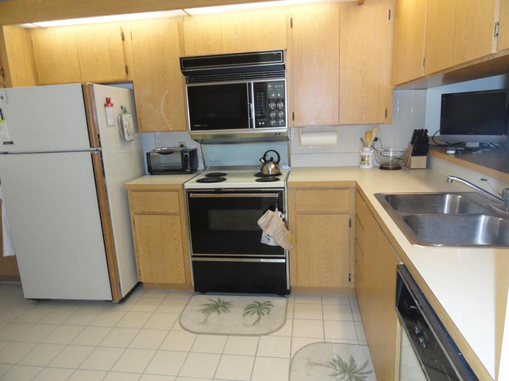 2811 Village Boulevard, West Palm Beach, FL 33409