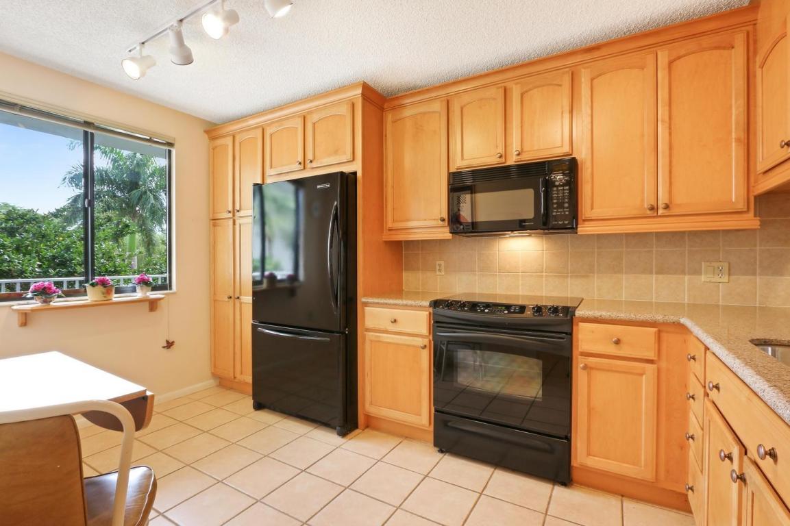 2791 Village Boulevard, West Palm Beach, FL 33409