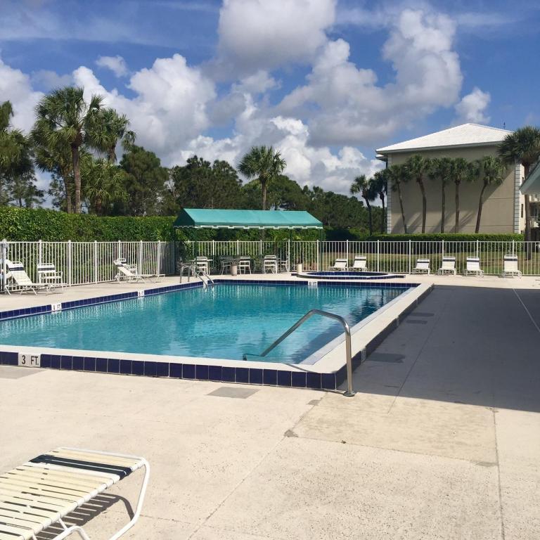 3511 Village Boulevard, West Palm Beach, FL 33409