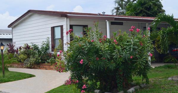 Palm Beach Colony 2000 N. congress Av.West Palm Beach, FL 33409