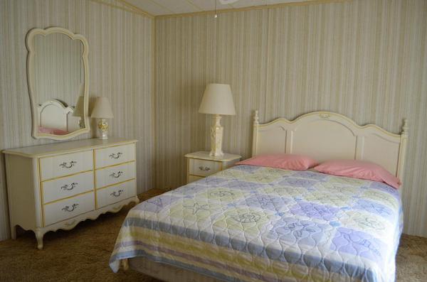 Palm Beach Colony 2000 N. congress Av.West Palm Beach, FL 33409