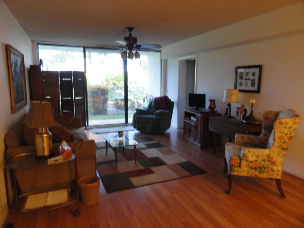 2761 Village Boulevard, West Palm Beach, FL 33409