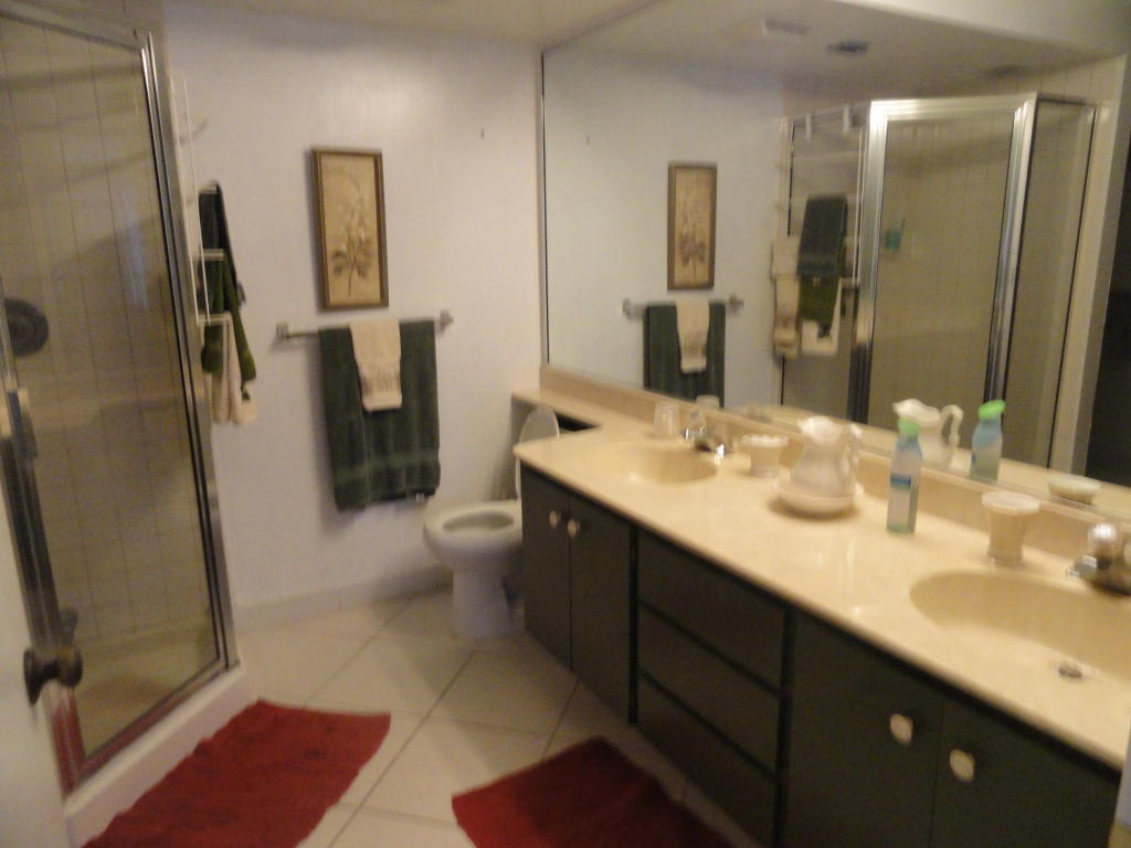 2761 Village Boulevard, West Palm Beach, FL 33409