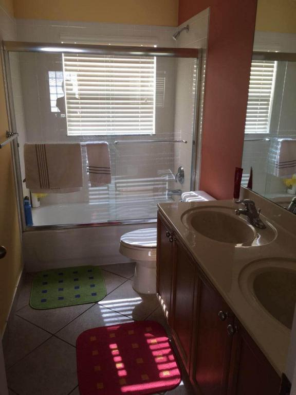 4491 Lake Lucerne Circle, West Palm Beach, FL 33409