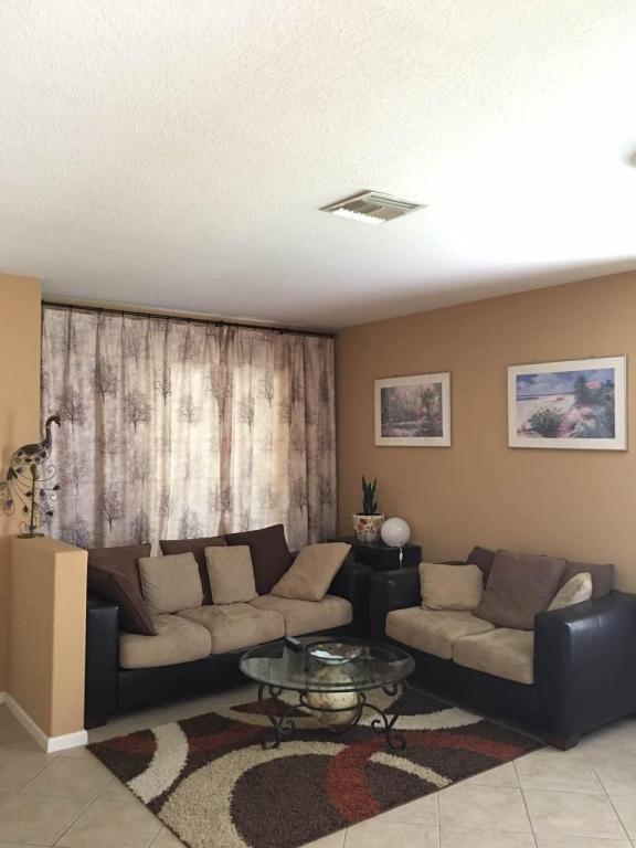 4491 Lake Lucerne Circle, West Palm Beach, FL 33409