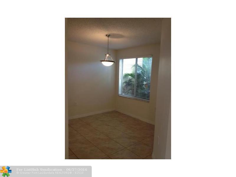 18104 Glenmoor Dr 18104, West Palm Beach, FL 33409