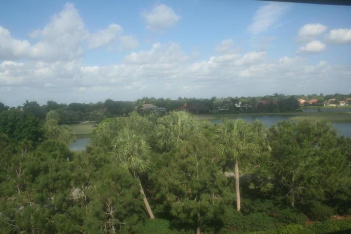 3515 Village Boulevard Unit 405, West Palm Beach, FL 33409