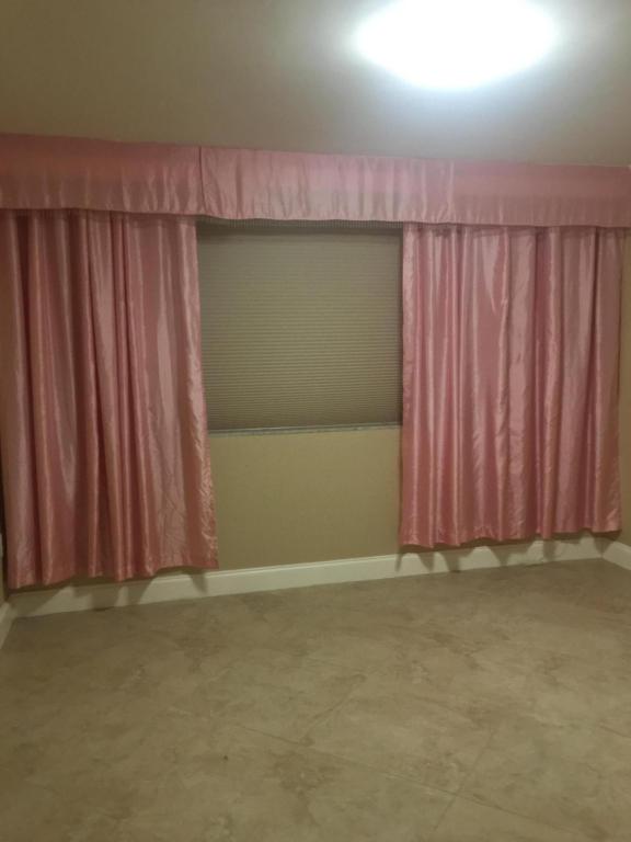 1733 Village Boulevard, West Palm Beach, FL 33409