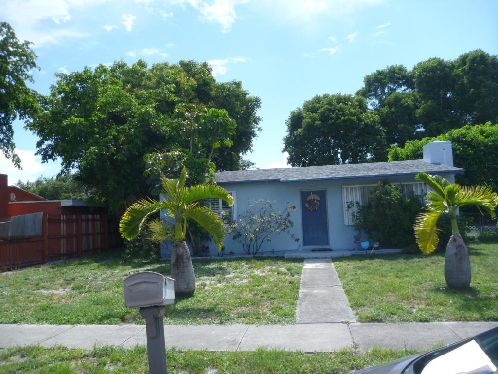 2325 PAR ROAD, West Palm Beach, FL 33409