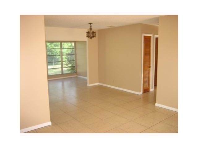 15336 77th Trail N, Palm Beach Gardens, FL 33410
