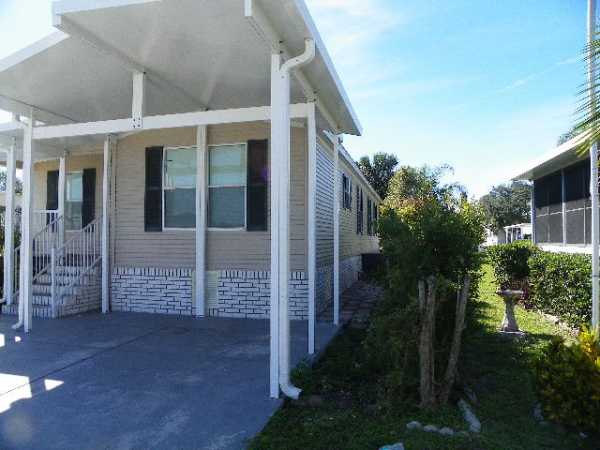 A Garden Walk 286 Spring CirclePalm Beach Gardens, FL 33410