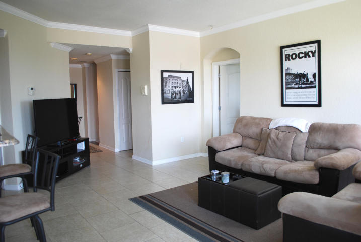 11021 Legacy Lane Unit 303, Palm Beach Gardens, FL 33410