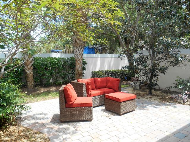 174 Santa Barbara Way, Palm Beach Gardens, FL 33410