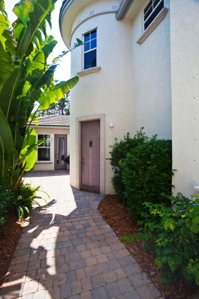 1903 Flower Drive, Palm Beach Gardens, FL 33410