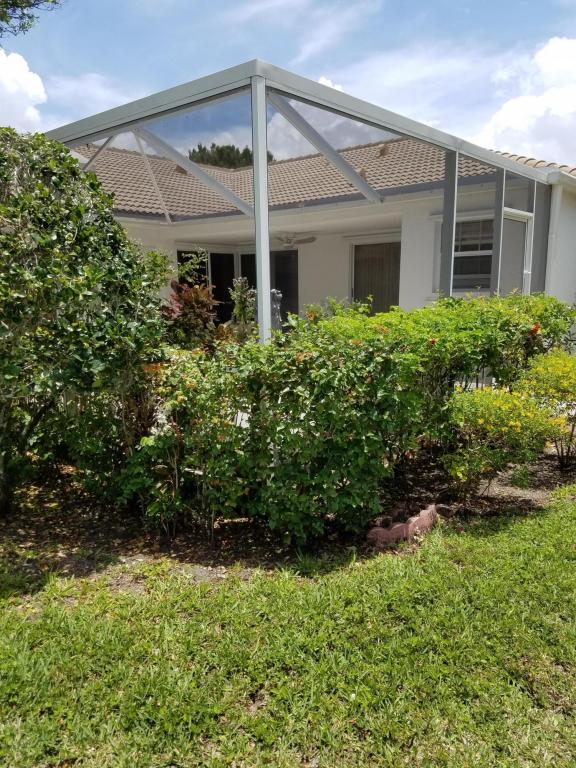 5601 Red Oak Court, Palm Beach Gardens, FL 33410